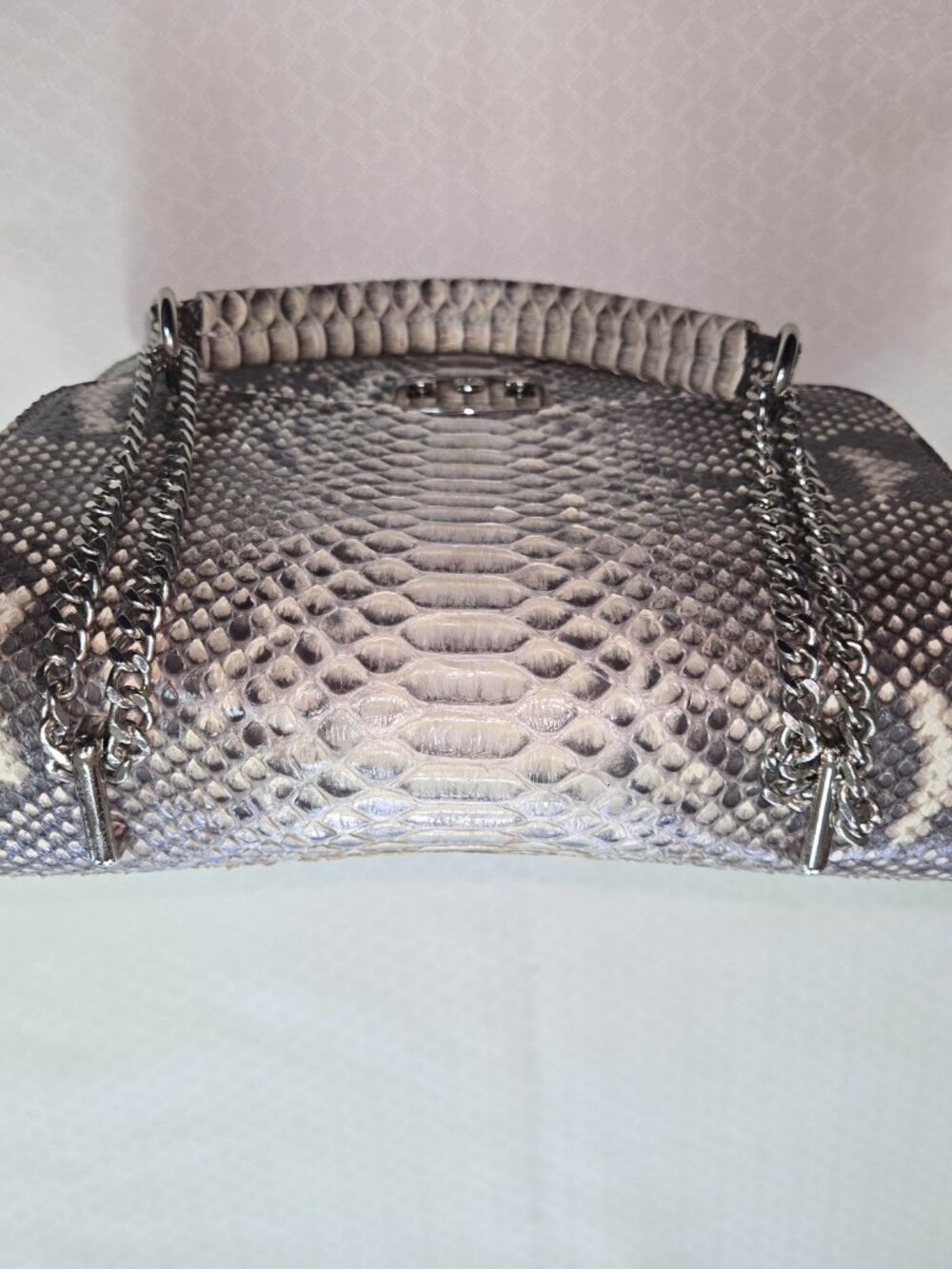 Python Handbag - Picture 7 of 10